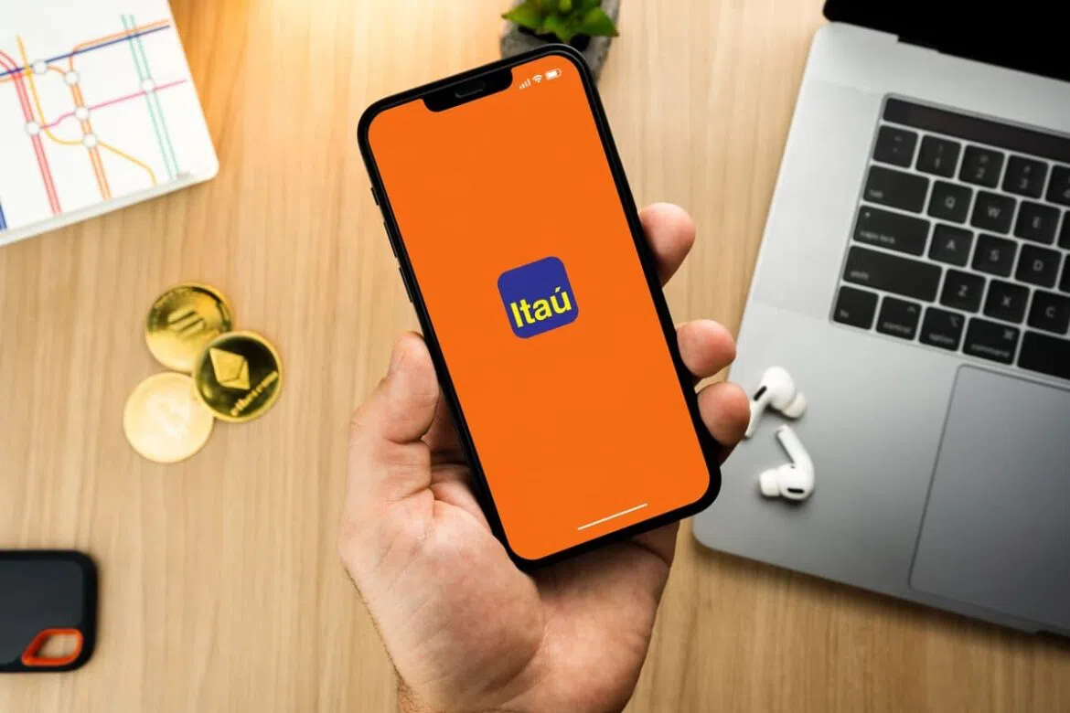 como falar com o itaú pelo celular